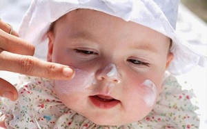 Những mẹo chữa bệnh mẹ áp dụng là hại con